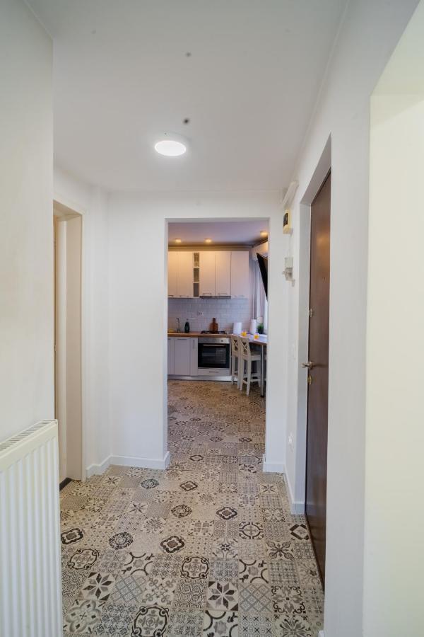One Bedroom Flat In Bucharest'S Historic District Exterior photo