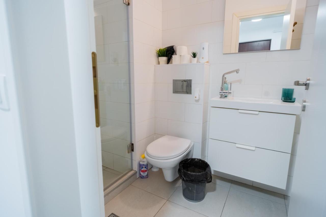 One Bedroom Flat In Bucharest'S Historic District Exterior photo