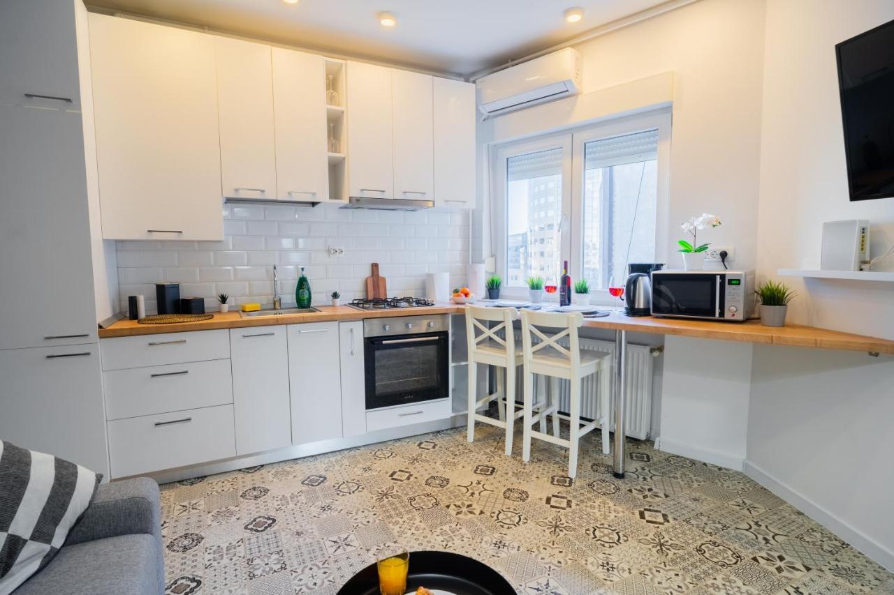 One Bedroom Flat In Bucharest'S Historic District Exterior photo