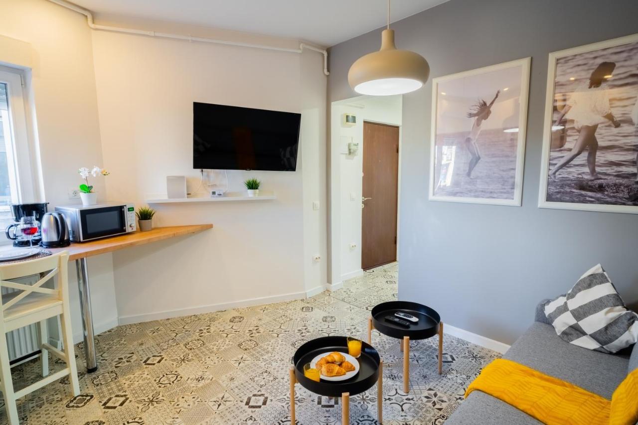 One Bedroom Flat In Bucharest'S Historic District Exterior photo